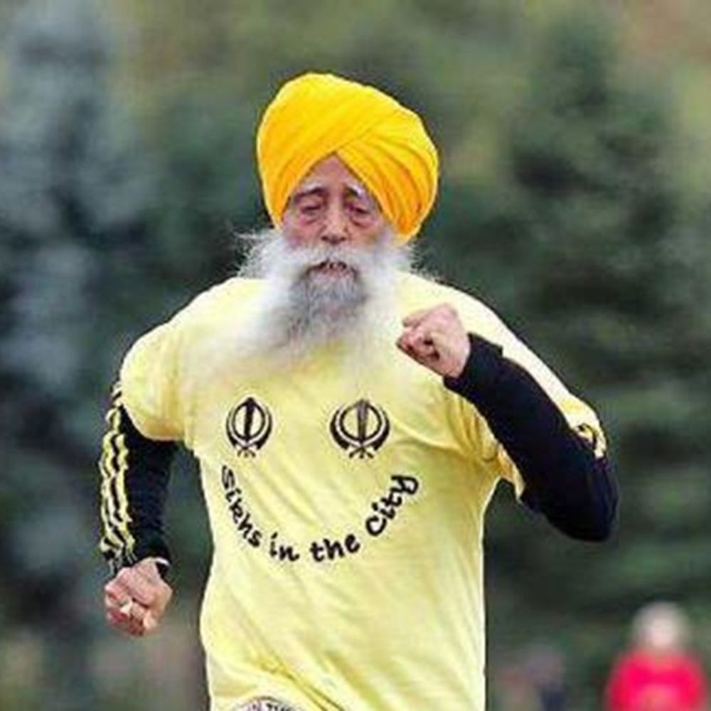 पंजाब के 114 वर्षीय एथलीट फौजा सिंह की मौत:जालंधर में घर के बाहर सैर करते समय गाड़ी ने टक्कर मारी; अस्पताल में दम तोड़ा