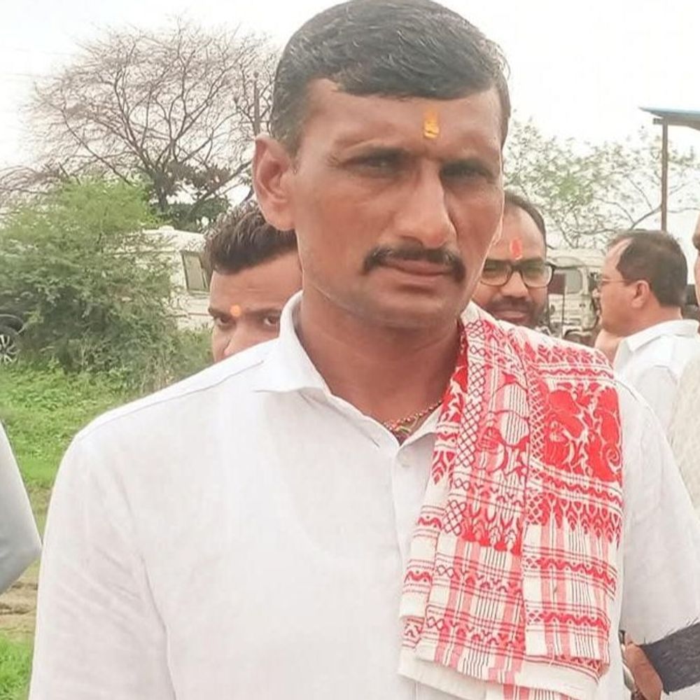 भाजपा नेता का आरोप- नायब तहसीलदार ने थप्पड़ मारा:अफसर ने कहा- किसान को सुसाइड के लिए उकसा रहे थे, सिर्फ झूमाझटकी हुई